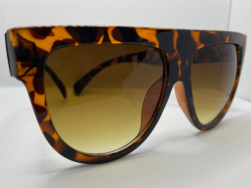 Teardrop Frame Aviator Sunglasses