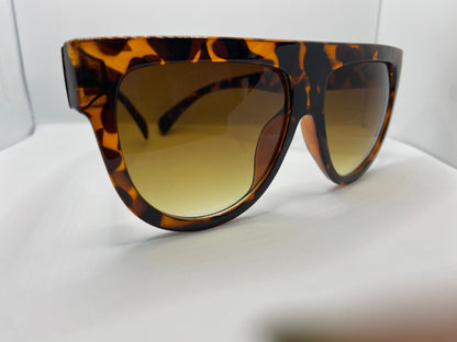 Teardrop Frame Aviator Sunglasses